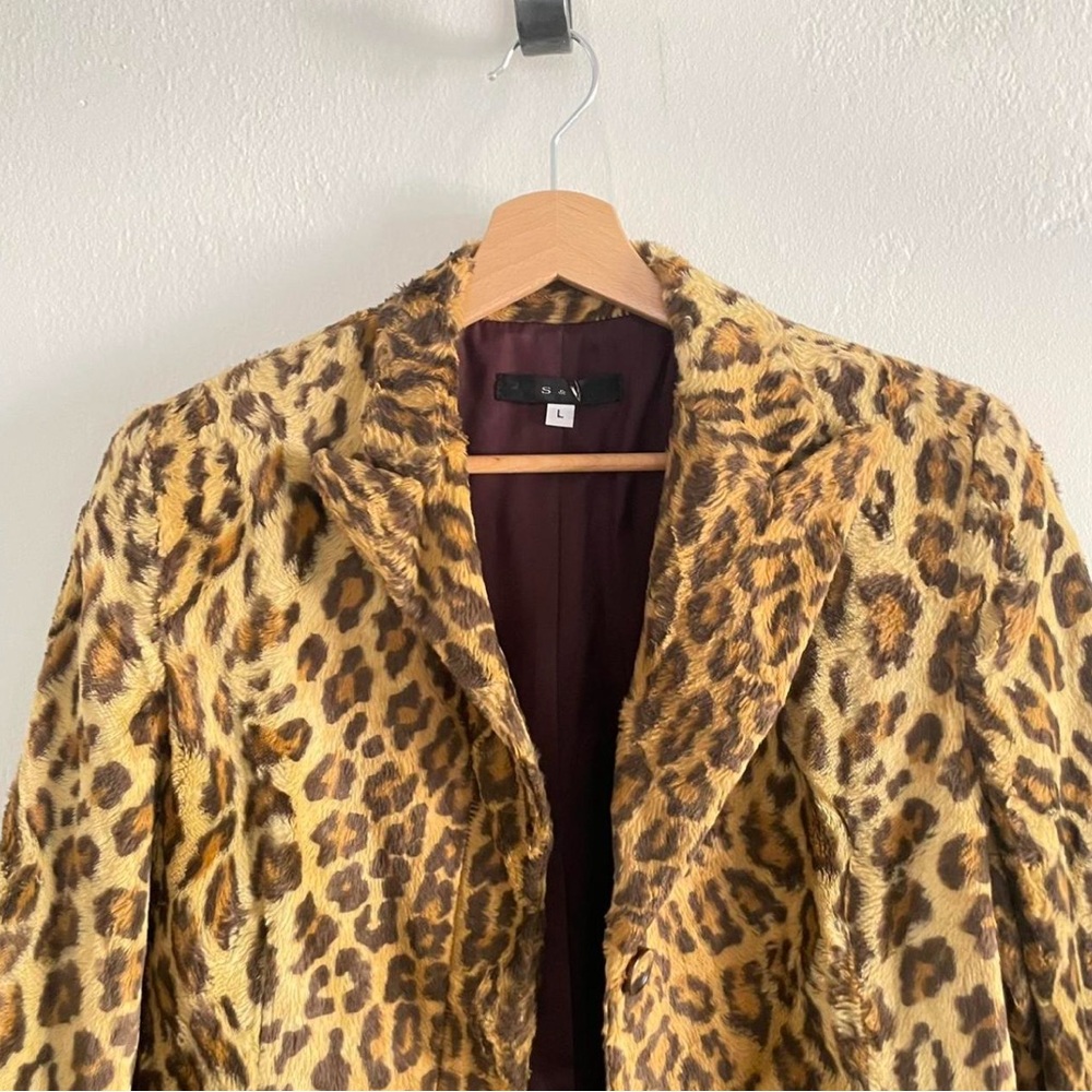 Vintage 90s Y2K leopard fur blazer coat. Fits like a medium. - Picture 3 of 4